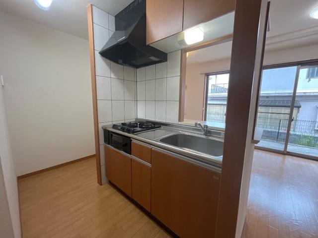 キッチン　対面式システムキッチン