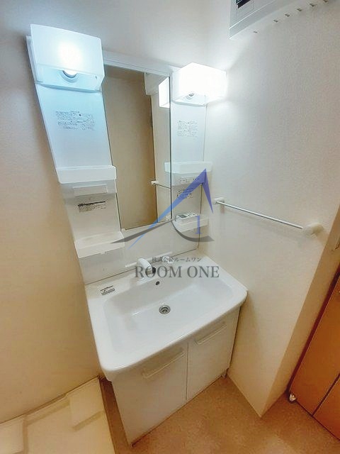 洗面設備　洗面台です。