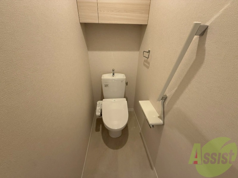 トイレ　トイレはウォシュレット付きです。シャワートイレは嬉しいですね