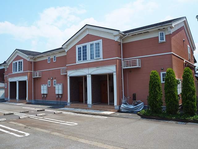 建物外観　外観は落ち着いています