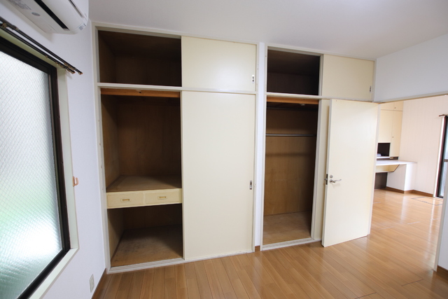 収納　タップリ収納あります