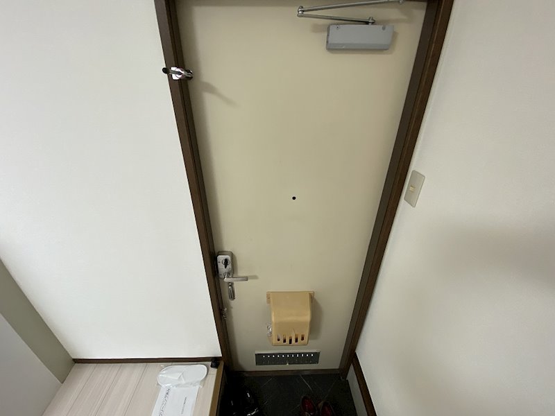 玄関　※同建物別室参照