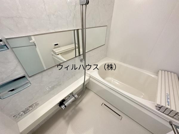 バス・シャワールーム　キレイな浴室！