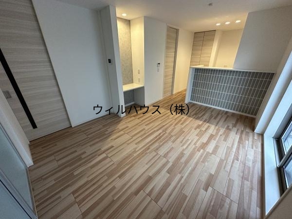 居室・リビング　カウンターキッチン！