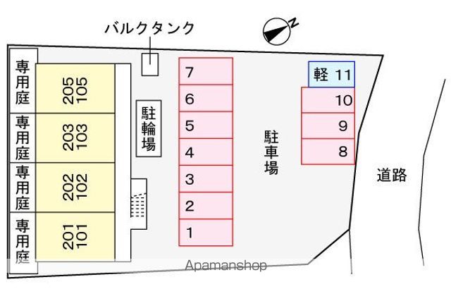 駐車場　駐車場