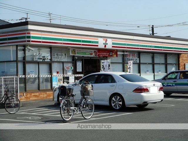 コンビニ　セブンイレブン江津２丁目店（コンビニ）まで210m