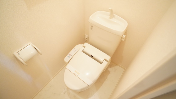 トイレ　シャワー付きトイレ
