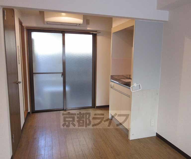 居室・リビング　広々としたお部屋です！
