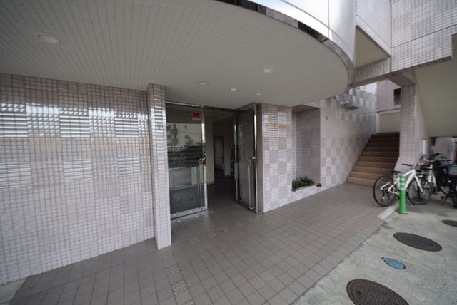 エントランス　★湘南台駅徒歩5分・オートロック★