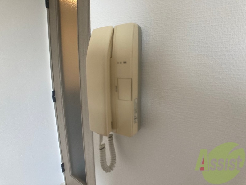 セキュリティ　インターホンは通話ができるので急な訪問があっても安心です。