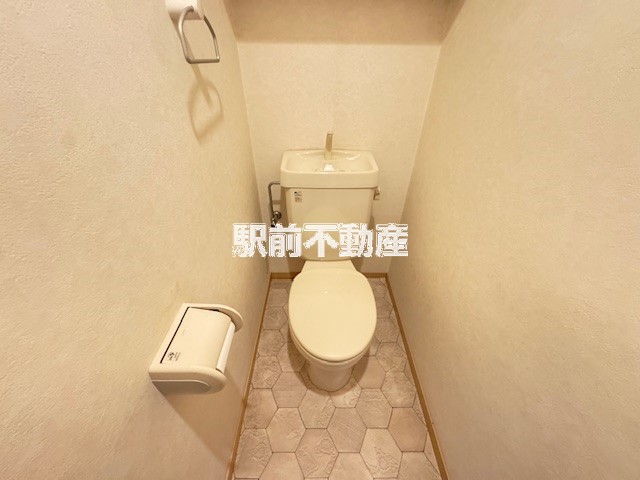 トイレ　写真は別号室