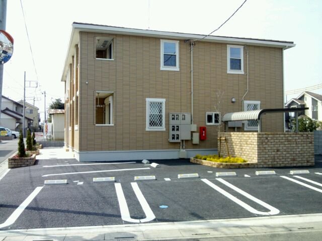 駐車場　駐車場に車を止められます