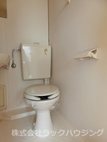 トイレ　【お部屋さがしはラックハウジングにお問合せ下さいませ♪】