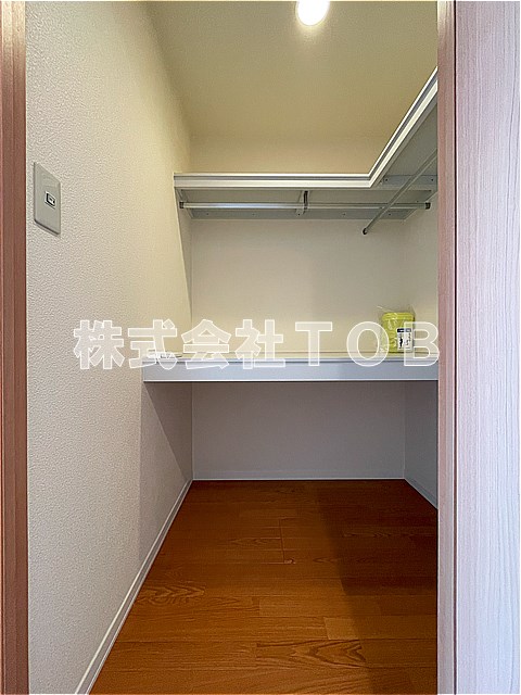 収納　ウォークインクローゼット