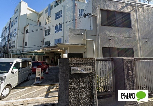 高校・高専　私立駒澤大学高校（高校・高専）まで684m