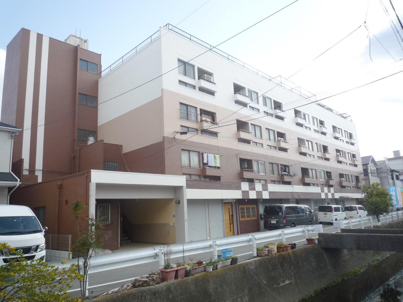 建物外観　建物外観