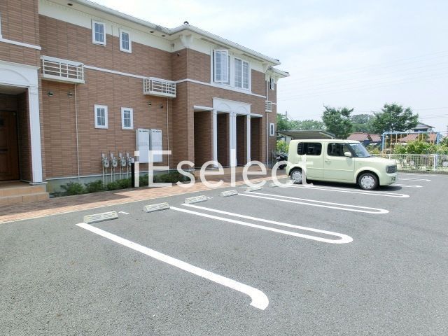駐車場　敷地内の駐車場です。
