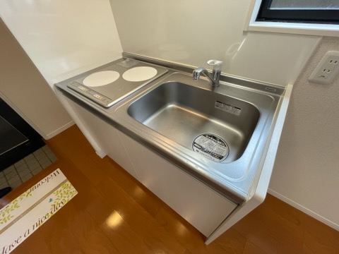 キッチン　※別部屋参考写真