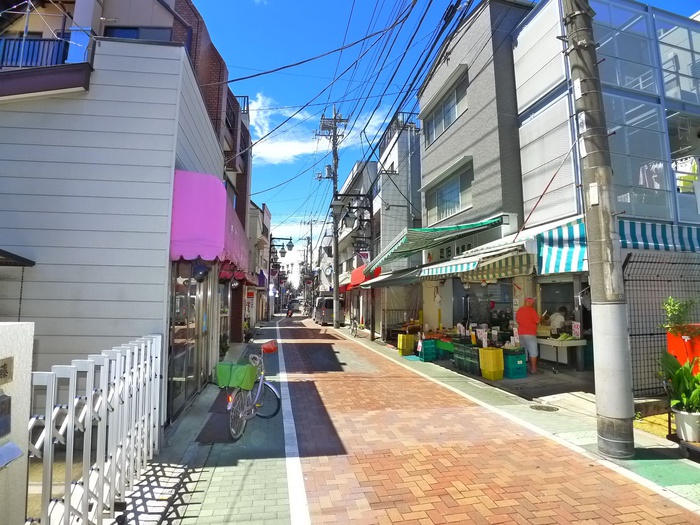 スーパー　関三商店街（スーパー）まで488m