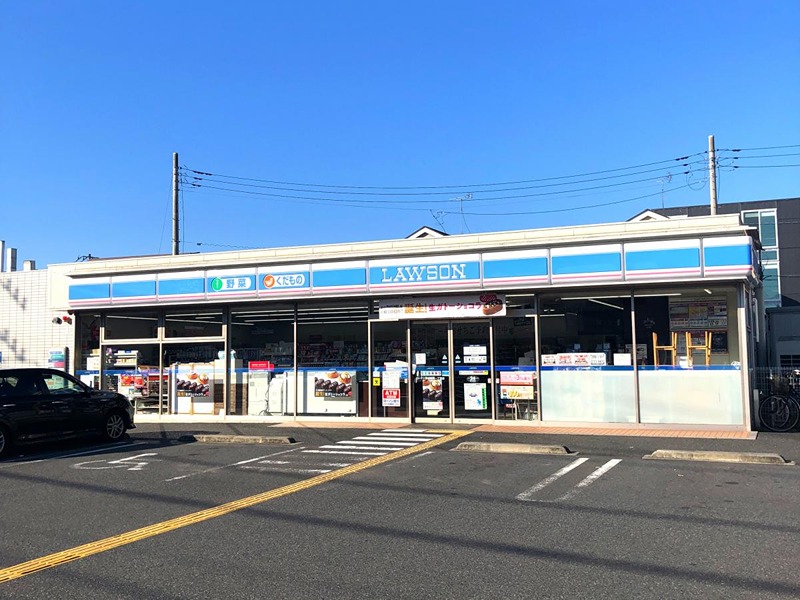 コンビニ　ローソン 草加稲荷一丁目店（コンビニ）まで487m