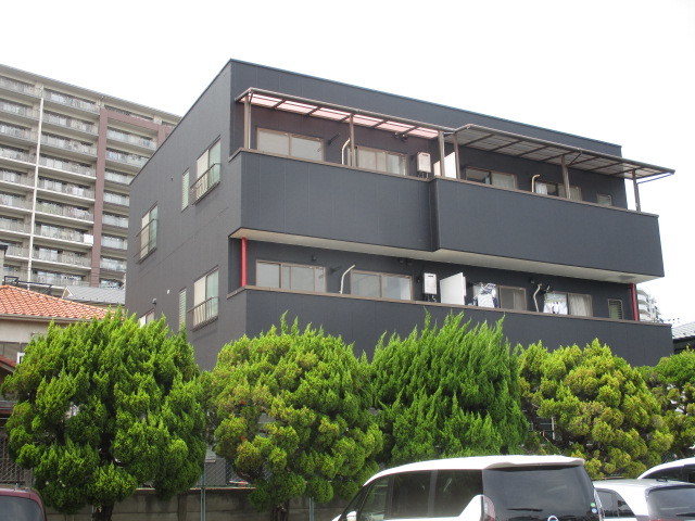 建物外観　南東向き