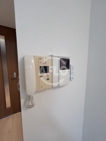 セキュリティ　エステムヒルズ新大阪　モニター付きインターホン