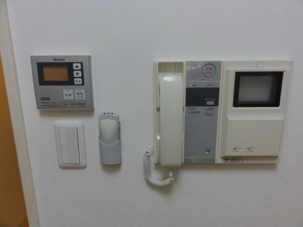 セキュリティ　※写真は同じマンションの違う部屋のものになります。