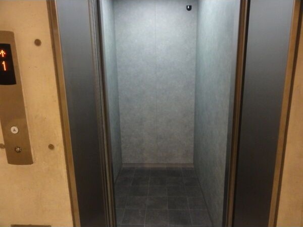 その他設備　エレベーター