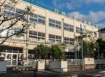 小学校　足立区立渕江小学校（小学校）まで900m