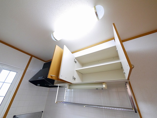 その他設備　こまごまとしたものを収納できそうですね