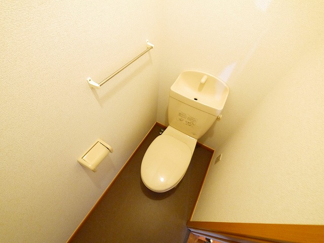 トイレ　清潔感のあるトイレです