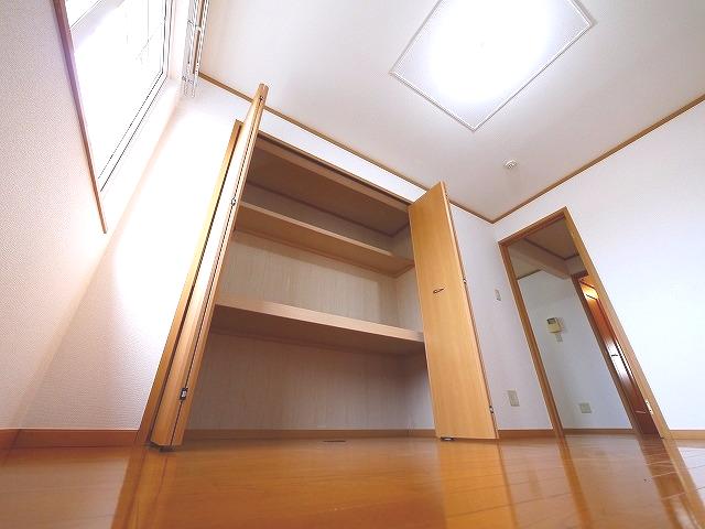 収納　たっぷりとした収納スペースです