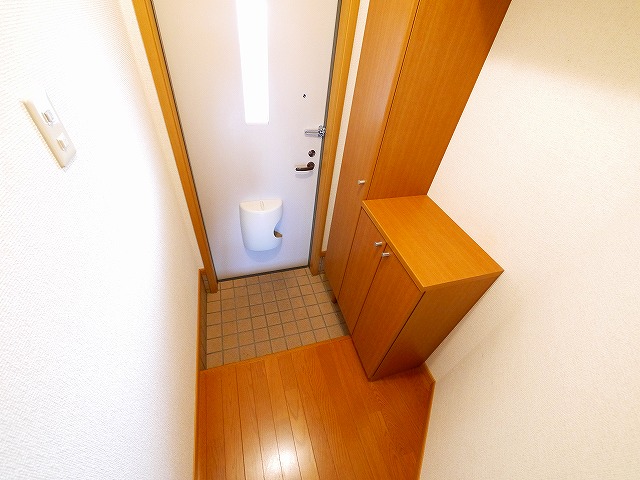 玄関　シンプルで使いやすい玄関です