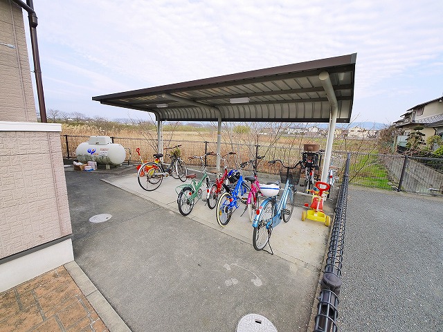 その他共有部分　自転車置き場