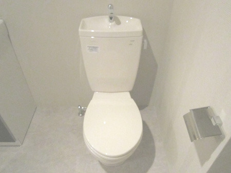 トイレ　清潔感のあるトイレです