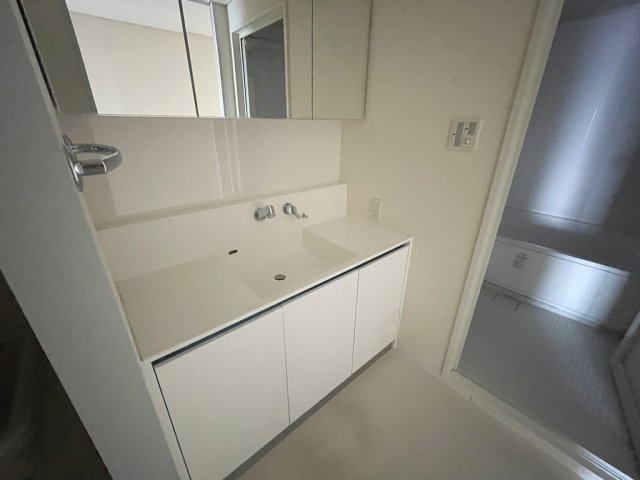 洗面設備　独立洗面化粧台付き☆