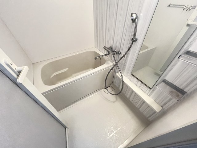 バス・シャワールーム　お風呂です