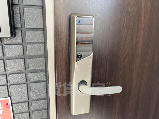 玄関　セキュリティ（イメージ）
