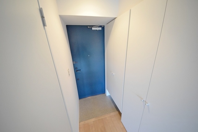 玄関　※別部屋参考写真となります。