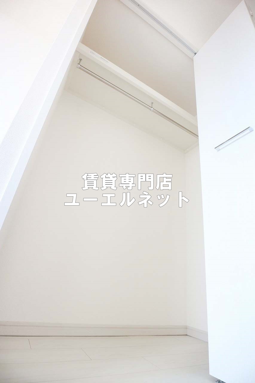 収納　クローゼット付きでお部屋もスッキリ♪