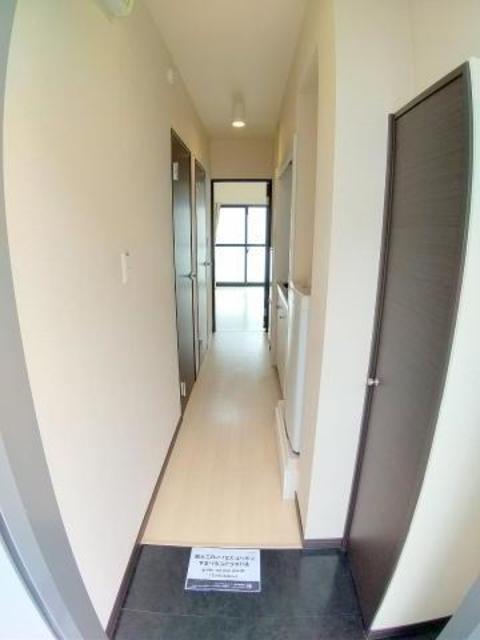 玄関　別部屋同仕様タイプ