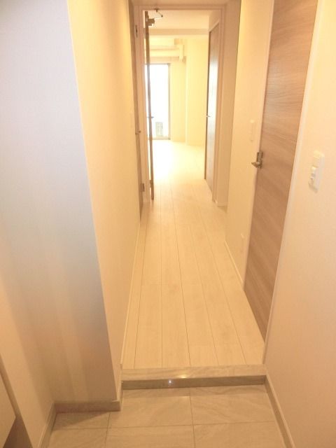 その他部屋・スペース　玄関からの景色