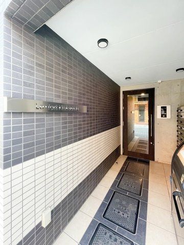 エントランス　☆共用設備もキレイ☆