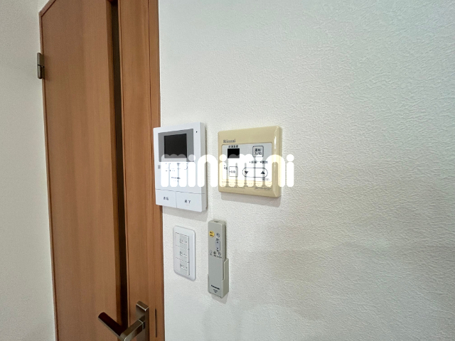 セキュリティ　モニターフォン付きです