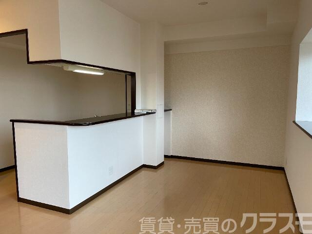 居室・リビング　カウンターキッチンです♪