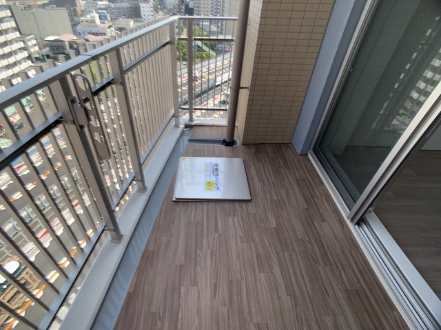 バルコニー