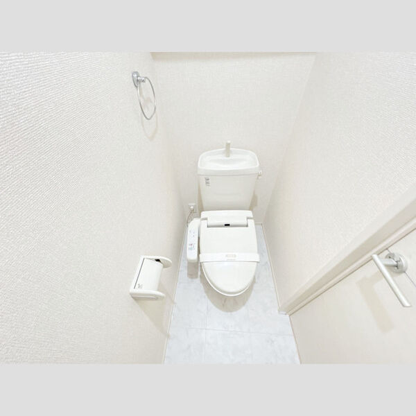 トイレ　ゆったりとした空間のトイレです