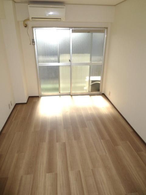 居室・リビング　★日当たりがいいお部屋です★