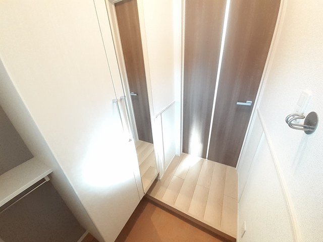 玄関　シンプルで使いやすい玄関です