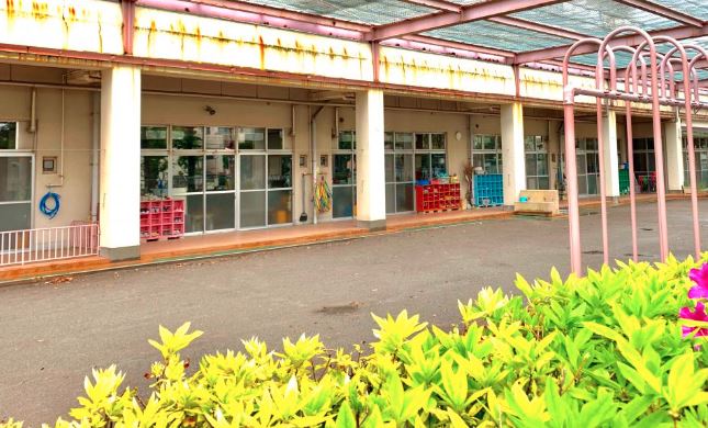 幼稚園・保育園　中川南保育園（幼稚園・保育園）まで221m